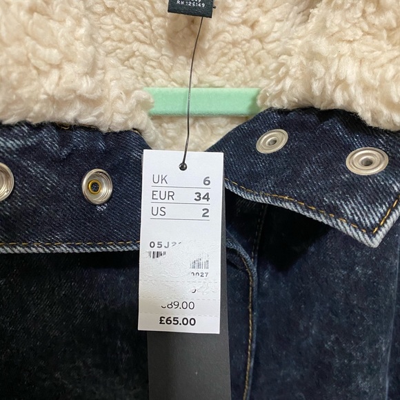 TOPSHOP Denim Vest with Faux Shearling size 2 - Picture 4 of 6